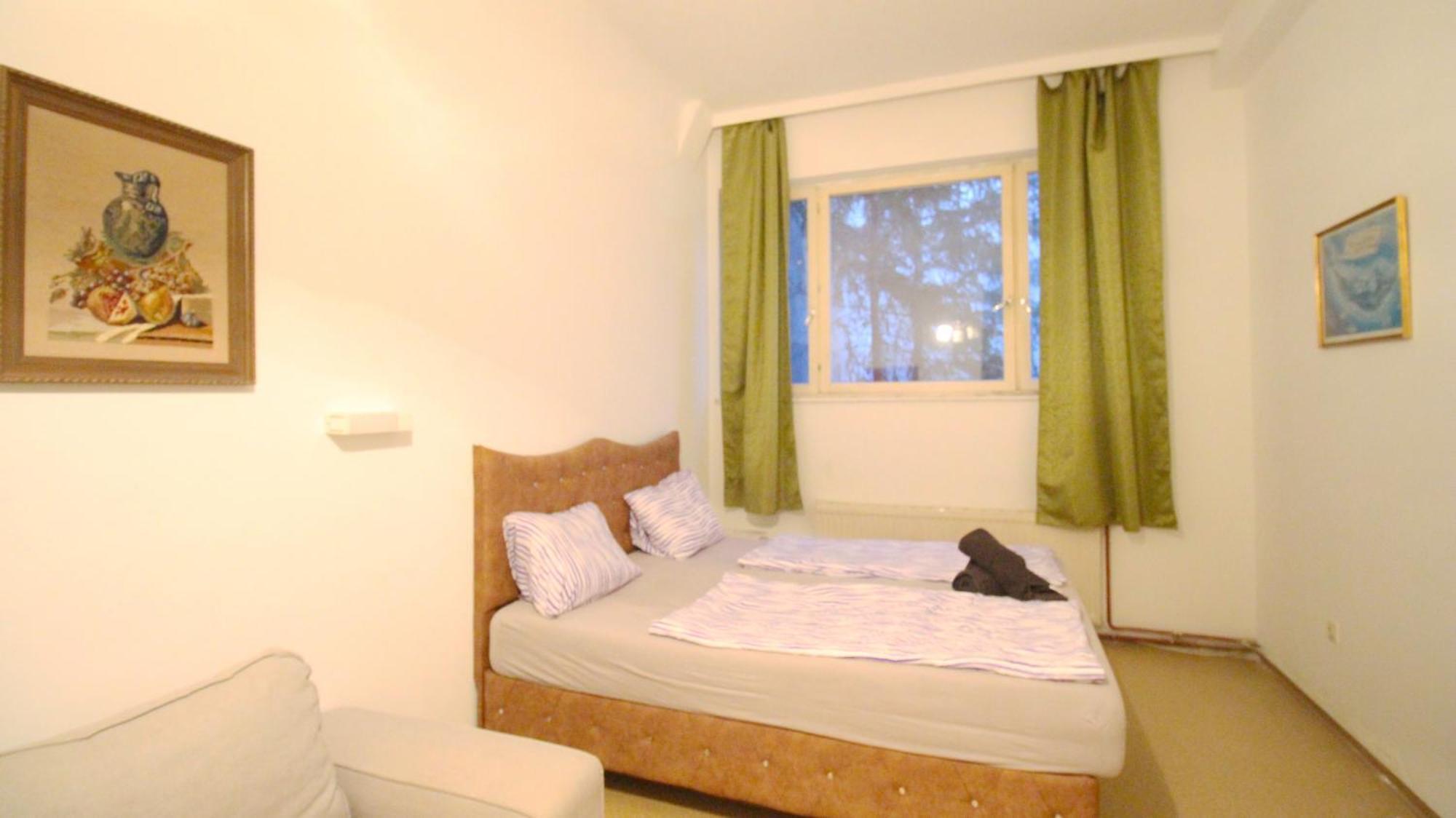 Triple In Hutteldorfer Strasse Area Apartahotel *
