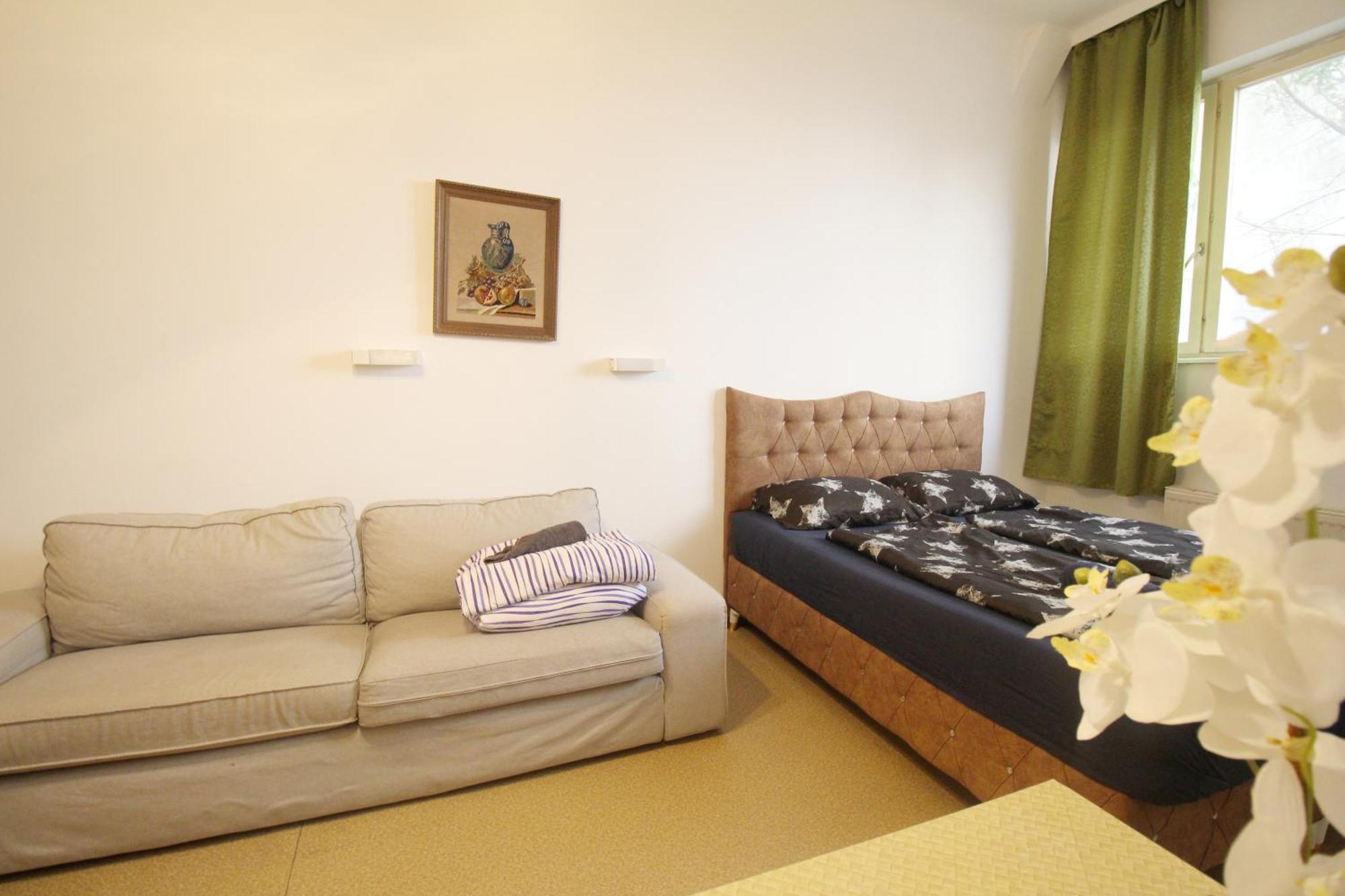 Triple In Hutteldorfer Strasse Area Hotel de apartamente Viena